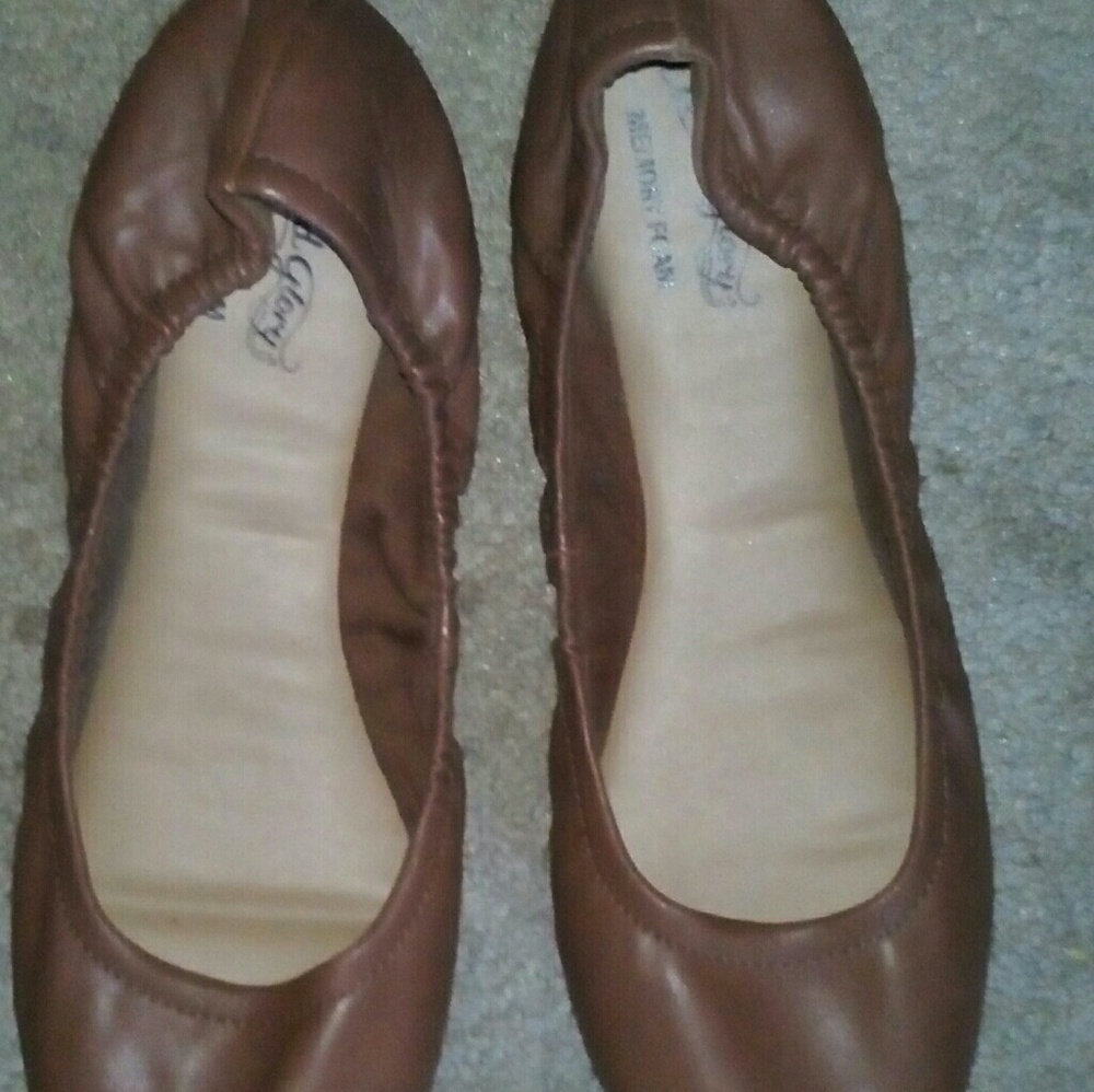Brown faded glory size 9 shoes